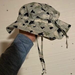 Jan & Jul. large baby hat.